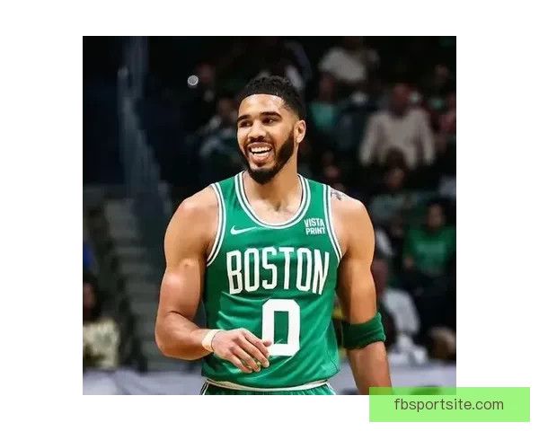 布朗晃飞亚历山大后微笑回应战胜雷霆激励塔图姆表现